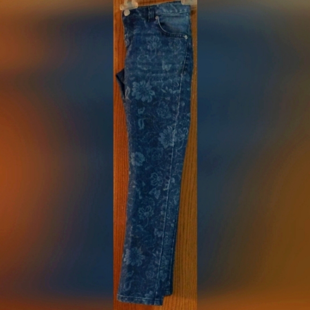 Land's End Pencil Leg Jeans size 8      18-013